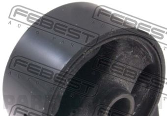 MMCYFR FRONT ENGINE MOUNTING AT/MT