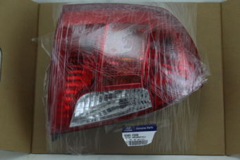 924011E030 LAMP ASSY-RR COMBINATION LH