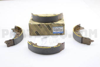 B3YH2638ZA SHOE SET,BRAKE-REAR