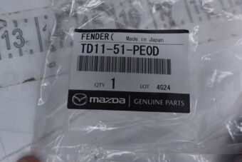 TD1151PE0D MLDG(R),FENDER-REAR