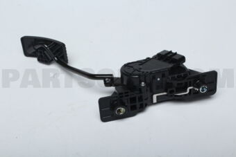 1600A013 PEDAL,ACCEL