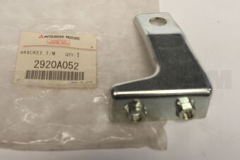 2920A052 Mitsubishi BRACKET,TM OIL COOLER