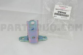 5702A034 HINGE,FR DOOR,LWR LH