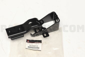 5839A012 HINGE,B/DR LIC PLATE