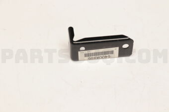 6400A986 BRACKET,FR BUMPER ST