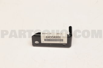 6400A986 BRACKET,FR BUMPER ST