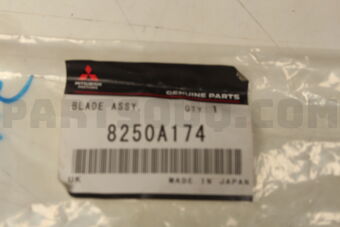 8250A174 Mitsubishi BLADE ASSY,W/SHLD WIPER,RH
