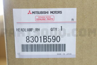 8301B590 HEADLAMPASSY,RH