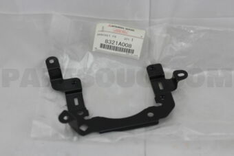 8321A008 BRACKET,FR FOG LAMP,RH