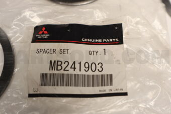 MB241903 SPACER SET,FR DIFF