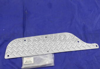 MB513093 STEP,RR BUMPER,LH
