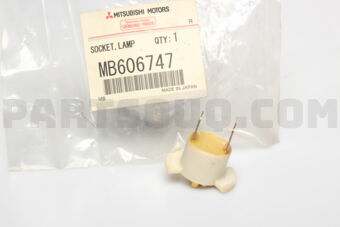 MB606747 SOCKET,HEADLAMP