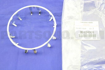 MB624909 HOLDER,RR DISC WHL CTR CAP