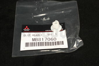 MB817060 CLIP,HEADLINING