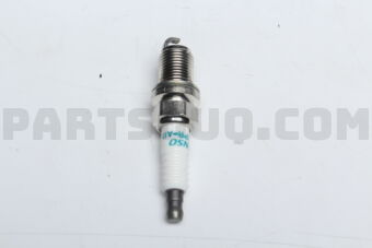 MD373645 SPARK PLUG