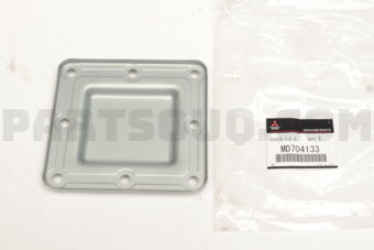 MD704133 COVER,T/F CHAIN CASE SIDE