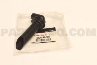 MD746523 Mitsubishi PLUG,M/T CASE