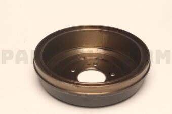 MN102438 Mitsubishi DRUM,RR BRAKE