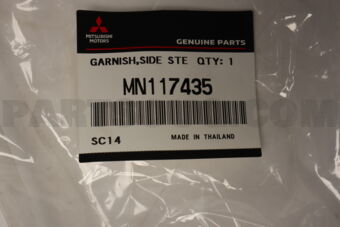 MN117435 Mitsubishi GARNISH,SIDE STEP