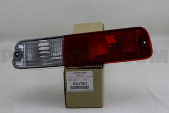 MN117952 LAMP UNIT,TAIL,RH