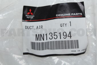 MN135194 DUCT,A/CLNR INTAKE
