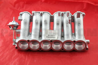 MN135871 TANK,AIR INTAKE SURGE