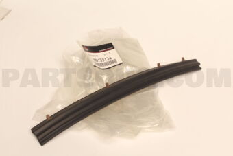 MN159134 WEATHERSTRIP,HOOD,FR