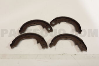 MN161157 SHOE SET,RR BRAKE