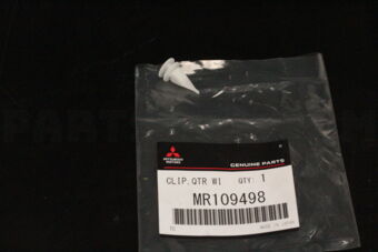MR109498 Mitsubishi CLIP,QTR WINDOW