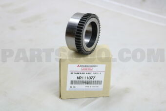 MR111877 RETAINER,RR AXLE BRG