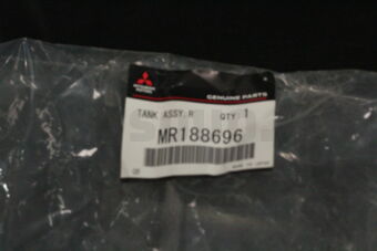 MR188696 TANK ASSY,RADIATOR C