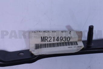 MR214930 RETAINER,RR BUMPER S