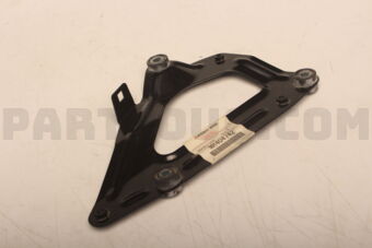 MR404742 BRACKET,AIR CLEANER