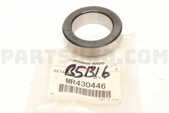 MR430446 RETAINER,RR AXLE BRG