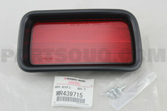 MR439715 REFLECTOR KIT,RR LAMP,LH