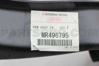 MR496795 Mitsubishi ARM ASSY,FR SUSP,LWR