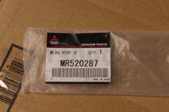MR520287 Mitsubishi MOULDING,DRIP,LH
