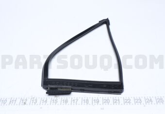MR525833 Mitsubishi W/STRIP,R/DR STAT WD
