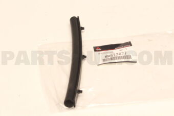 MR573677 Mitsubishi WEATHERSTRIP,HOOD,FR LH