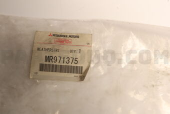 MR971375 WEATHERSTRIP,QTRWINDOW