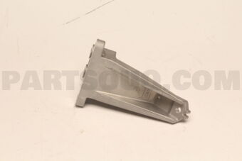 112321CA0A BRACKET-ENGINE MOUNTING,RH