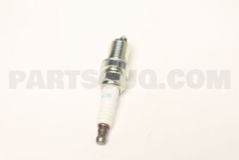 2240101P16 PLUG-SPARK