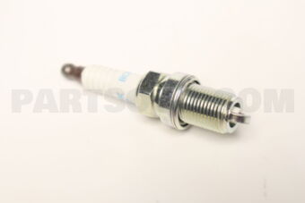 2240101P16 PLUG-SPARK