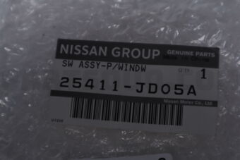 25411JD05A SWITCH ASSY-POWER WINDOW,ASSIST