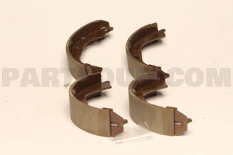 440601Y427 SHOE SET-REAR BRAKE