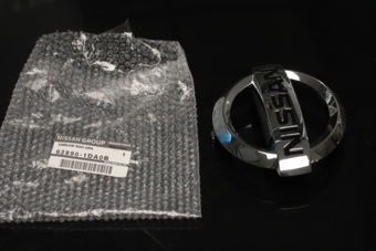 628901DA0B EMBLEM-FRONT