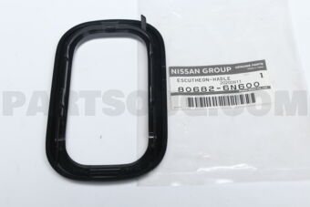 806826N600 ESCUTCHEON-INSIDE HANDLE,RH