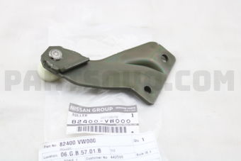 82400VW000 ROLLER ASSY-SLIDE DOOR,UPPER RH