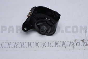N0908RZ INSULATOR ENGINE