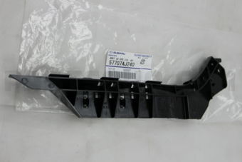 57707AJ240 BRKT SD UPR STD  RH